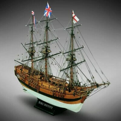HMS BOUNTY - Fregata britannica del 18° secolo