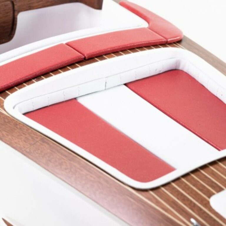 product-sexy-lady-motorboat-b1611 (6)